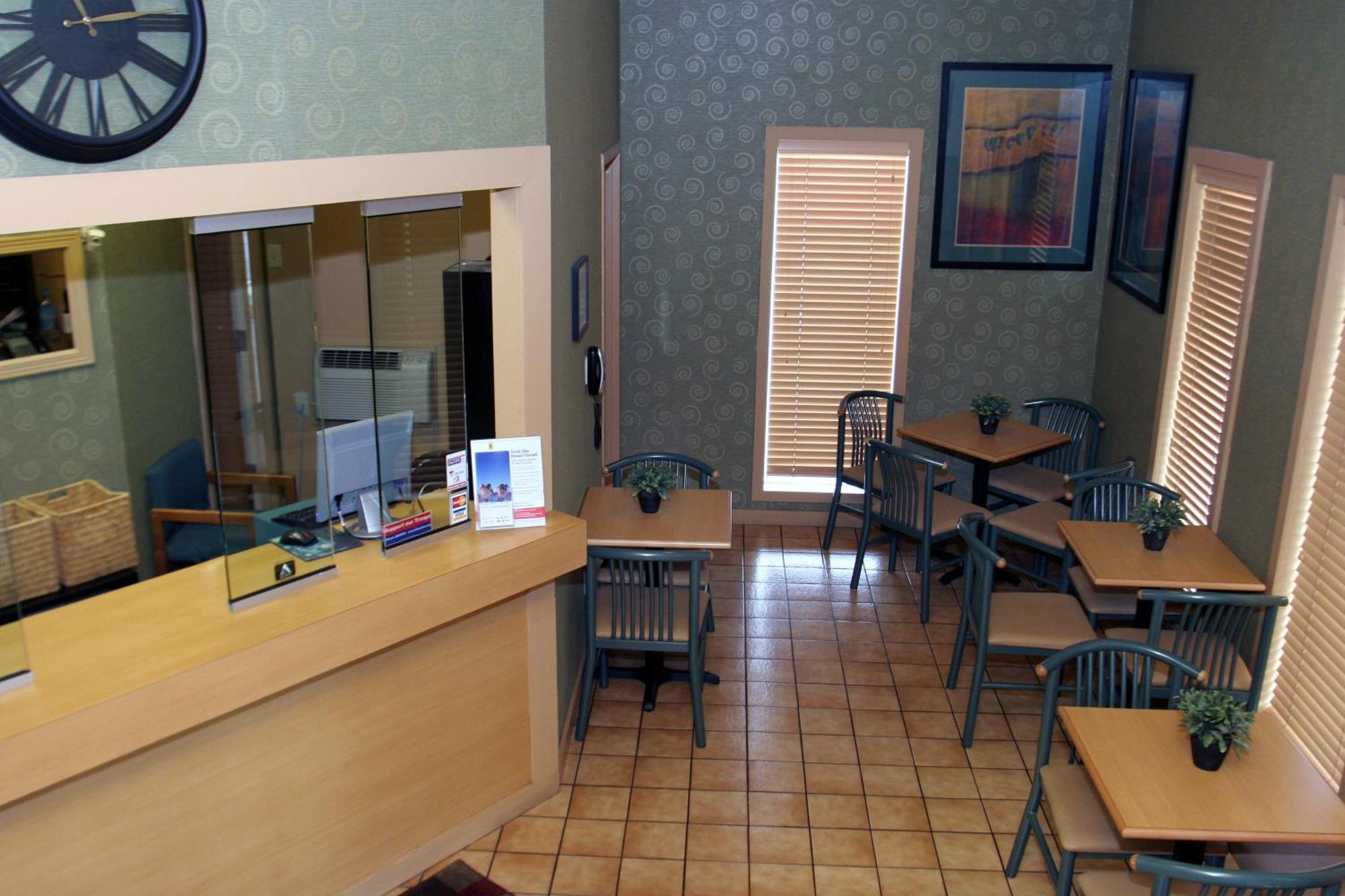 Super 8 By Wyndham Mount Vernon, Il Экстерьер фото