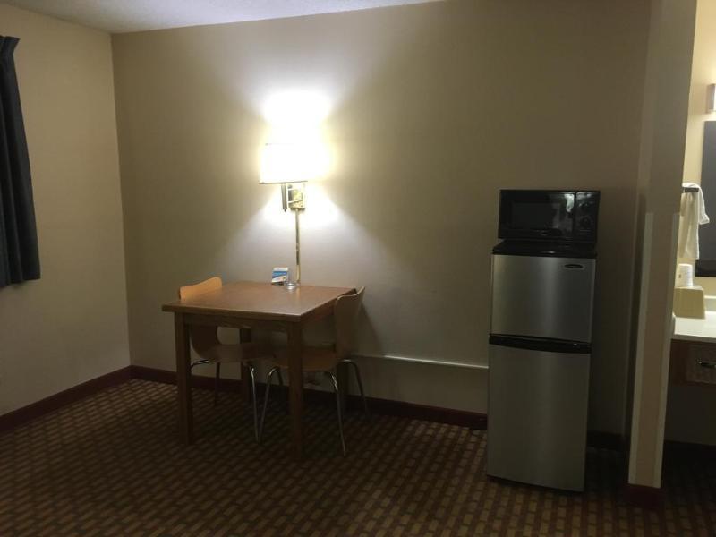 Super 8 By Wyndham Mount Vernon, Il Экстерьер фото